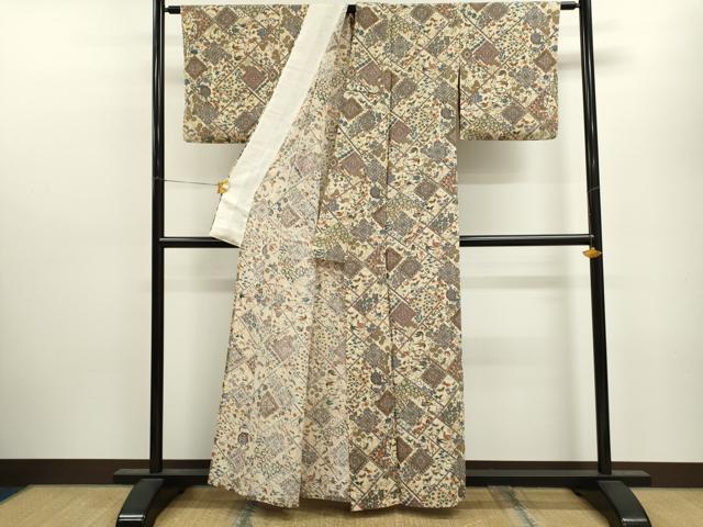 平和屋着物▽上質な小紋　単衣　切嵌舞蝶花鳥文　正絹　逸品　CAAV9436ze