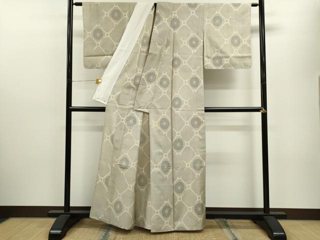 平和屋着物▽本場大島紬　白大島　単衣　蜀江菊文　正絹　逸品　CAAV9458ze
