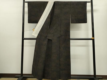 平和屋着物▽上質な紬　単衣　葉尽くし　黒地　正絹　逸品　CAAV9466ze