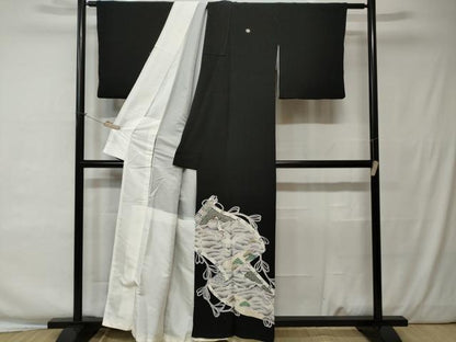平和屋着物■豪華黒留袖　絵巻飛鶴立波文　金彩　正絹　逸品　CAAW0148ev