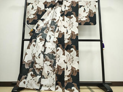 平和屋着物∴夏物　浴衣　百合　黒地　綿　逸品　CAAW0943ng