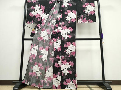 平和屋着物∴夏物 浴衣 百合 舞蝶文 黒地 綿 逸品 CAAW0946ng