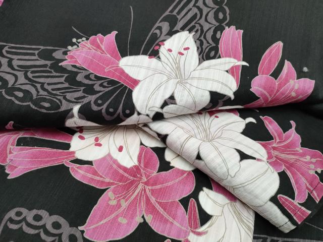 平和屋着物∴夏物 浴衣 百合 舞蝶文 黒地 綿 逸品 CAAW0946ng