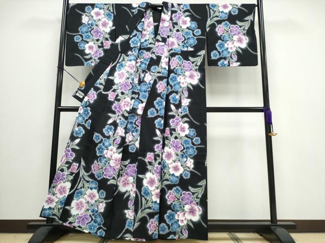 平和屋着物∴夏物 世界的ファッションデザイナー 山本寛斎 kansaiブランド 浴衣 草花尽くし 暈し染め 黒地 金彩 逸品 CAAW0952ng