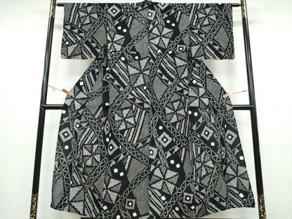 平和屋着物∴夏物　浴衣　有松鳴海絞り　幾何学文様　黒地　綿　逸品　CAAW1140ng
