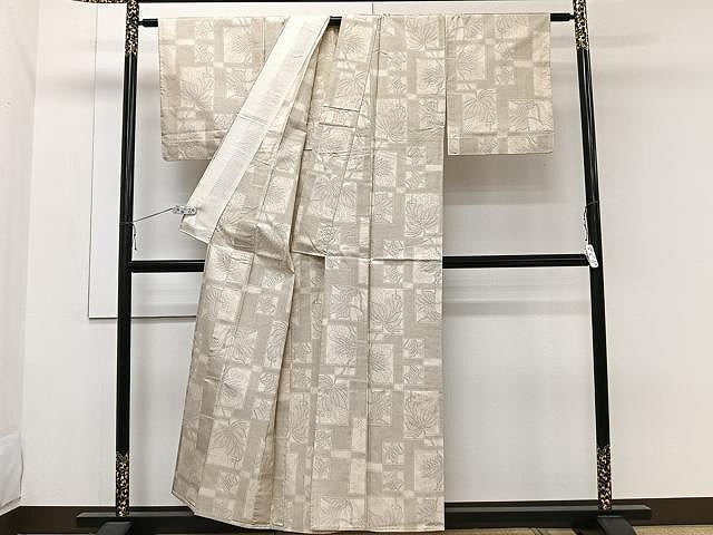 平和屋着物▽本場大島紬 白大島 単衣 色紙花文 正絹 逸品 CAAW1250xi