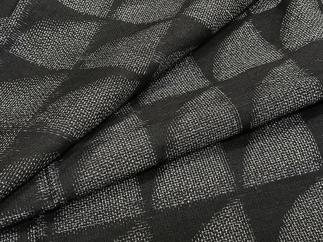 平和屋着物▽上質な紬 単衣 幾何学文 黒地 正絹 逸品 CAAW1338xi