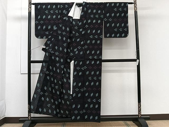 平和屋着物▽久留米絣　単衣　琉球絣文様　綿　逸品　未使用　CAAW1394xi