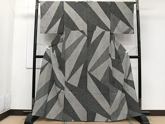 平和屋着物▽小紋 単衣 切嵌吉祥文 黒地 洗える着物 CAAW1400xi