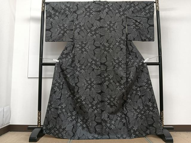平和屋着物▽本場大島紬 単衣 7マルキ 草花文 正絹 逸品 CAAW1556xi
