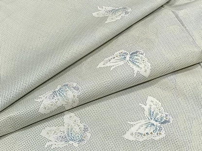 平和屋着物▽本場大島紬　単衣　白大島　９マルキ　舞蝶文　総絣　正絹　逸品　CAAW1575xi