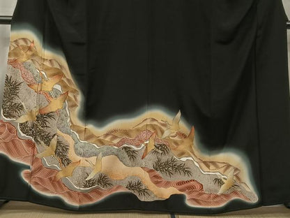 平和屋着物■豪華黒留袖 駒刺繍 飛鶴立波文 暈し染め 金彩 正絹 逸品 CAAW2273ua