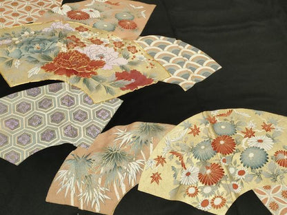 平和屋着物■豪華黒留袖　駒刺繍　地紙吉祥花文　金彩　正絹　逸品　CAAW2590in