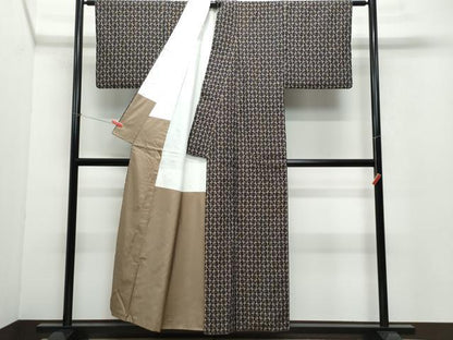 平和屋着物●本場琉球紬　格子柄　正絹　逸品　CAAW3625vf