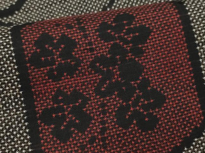 平和屋着物●本場大島紬　7マルキ　亀甲松竹梅唐草文　正絹　逸品　CAAW3691vf