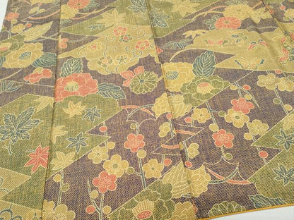平和屋着物●本場染大島紬 舞蝶草花文 正絹 逸品 CAAW3698vf