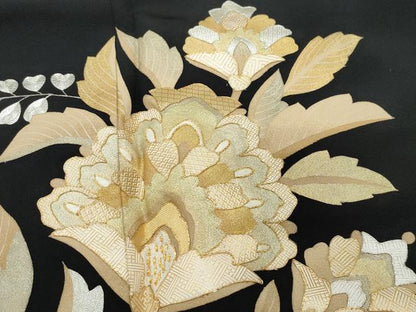 平和屋着物●豪華黒留袖　佐賀錦　駒刺繍　更紗花唐草文　金彩　正絹　逸品　CAAW3709vf