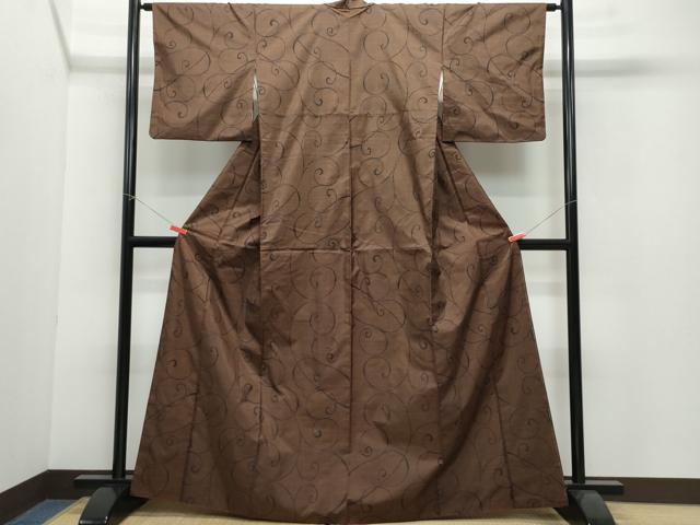 平和屋着物●本場大島紬 7マルキ 唐草文 正絹 逸品 CAAW3722vf
