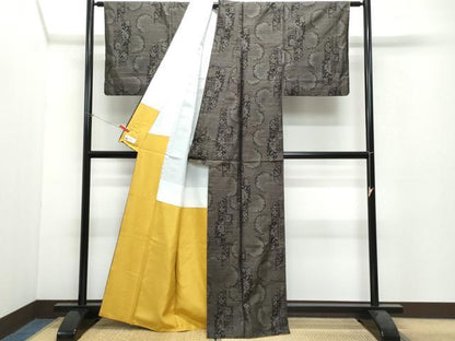 平和屋着物●本場大島紬 雪輪草花文 やまと誂製 正絹 逸品 CAAW3782vf