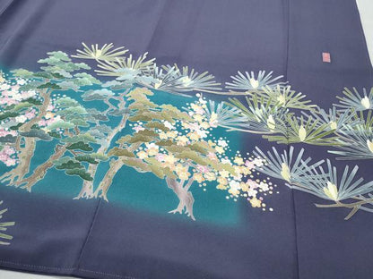 平和屋着物●十日町友禅作家　岡村蒼風　色留袖　松花文　正絹　逸品　CAAW3784vf