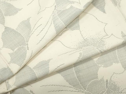 平和屋着物●本場大島紬　白大島　舞蝶文　正絹　逸品　CABF3214ut