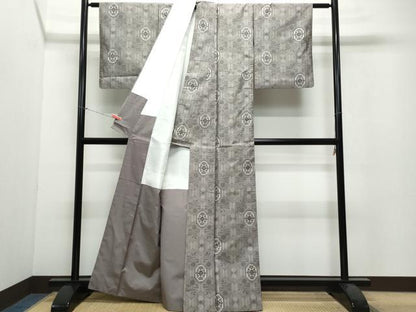 平和屋着物●本場村山大島紬 亀甲草花文 正絹 逸品 CAAW3804vf