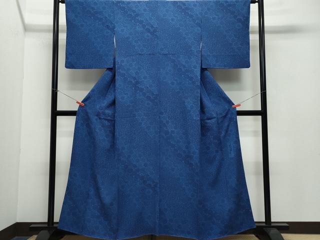 平和屋着物●阿波藍染　阿波友禅　徳島県無形文化財保持者　香川卓美　小紋　更紗花唐草文　鬼しぼ縮緬　正絹　逸品　CAAW3919vf