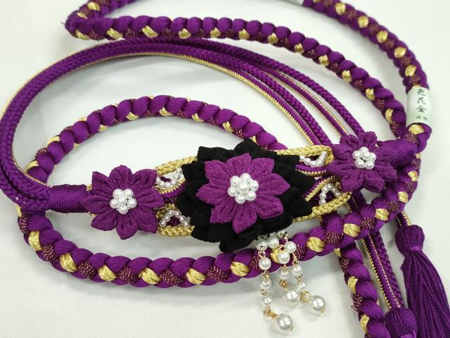 平和屋着物●和装小物　振袖用帯締め　つまみ細工　花　パール　色花金　紫×黒　金糸　撚り房　逸品　未使用　CAAW4076ju