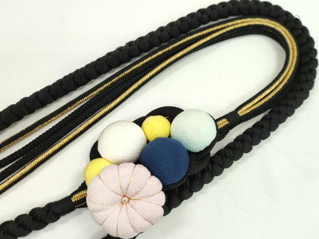 平和屋着物●和装小物　振袖用帯締め　ちりめん花飾り　菊　黒色　金糸　撚り房　逸品　未使用　CAAW4148ju
