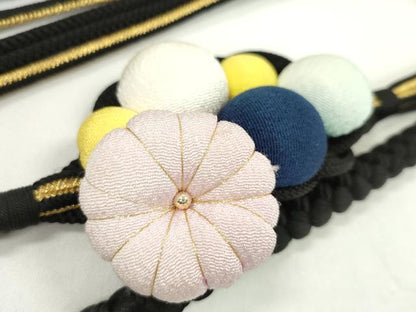 平和屋着物●和装小物　振袖用帯締め　ちりめん花飾り　菊　黒色　金糸　撚り房　逸品　未使用　CAAW4148ju