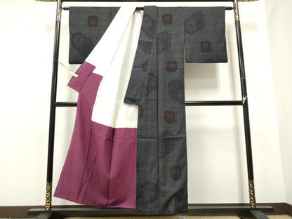 平和屋着物●本場結城紬 重要無形文化財 80亀甲 亀甲花文 正絹 逸品 CAAW4413hy