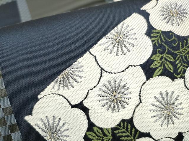 平和屋着物●六通柄袋帯　唐織　市松舞梅文　金糸　正絹　逸品　CAAW4694hy