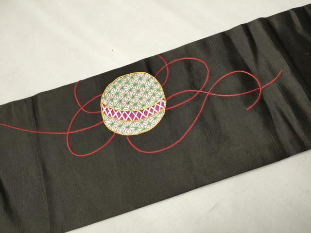 平和屋着物●アンティーク　大正ロマン　九寸名古屋帯　総刺繍　駒刺繍　犬　チン　黒地　銀糸　正絹　逸品　CAAW4703hy