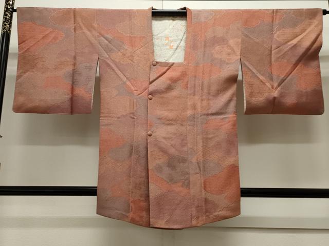 平和屋着物∞道行コート　雲重ね吉祥花文　正絹　逸品　CAAW4811dy