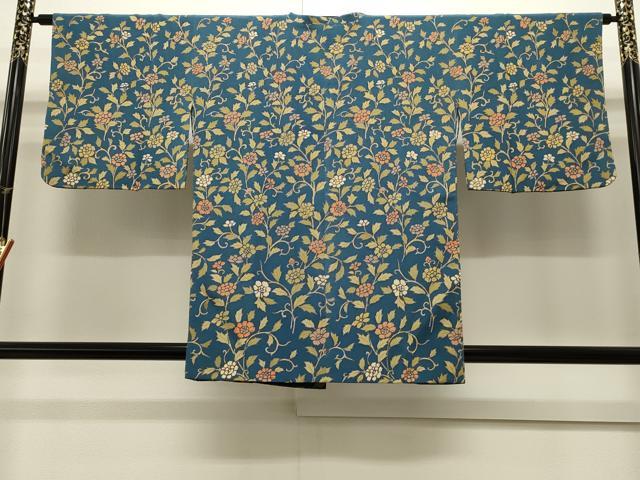 平和屋着物∞道行コート 草花文 鬼しぼ縮緬 正絹 逸品 CAAW4831dy