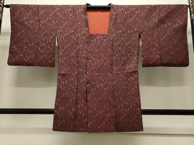 平和屋着物∞道行コート　ふくれ織　舞蝶文　ロング丈　正絹　逸品　CAAW4860dy