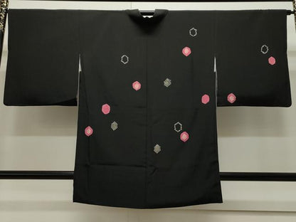 平和屋着物＃羽織　絞り　亀甲文　黒地　正絹　逸品　CAAW5005dy