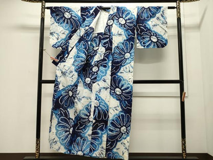 平和屋着物∴夏物　浴衣　有松鳴海絞り　舞花文　綿　逸品　CAAW5028dy