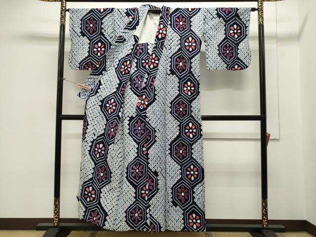 平和屋着物∴夏物 浴衣 有松鳴海絞り 亀甲花文 綿 逸品 CAAW5097dy