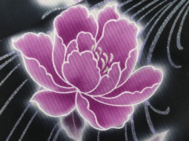平和屋着物∴夏物 世界的ファッションデザイナー 山本寛斎 kansaiブランド 浴衣 草花文 黒地 銀彩 綿 逸品 CAAW5149dy