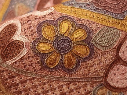 平和屋着物●総刺繍　中国三大刺繍　スワトウ相良刺繍　九寸名古屋帯　紬地　正倉院花文　正絹　逸品　CAAW5819vp