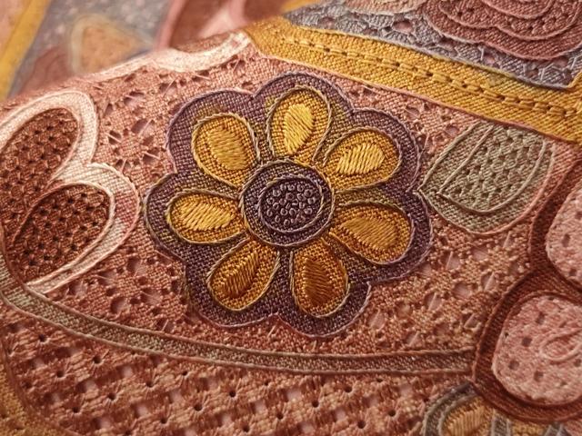 平和屋着物●総刺繍　中国三大刺繍　スワトウ相良刺繍　九寸名古屋帯　紬地　正倉院花文　正絹　逸品　CAAW5819vp