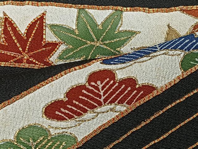 平和屋着物■豪華黒留袖　駒刺繍　立波吉祥文　金彩　正絹　逸品　CAAW6019kb
