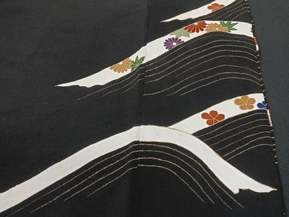 平和屋着物■豪華黒留袖　駒刺繍　立波吉祥文　金彩　正絹　逸品　CAAW6019kb