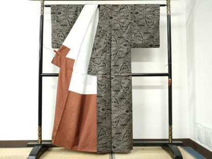 平和屋着物●本場大島紬 7マルキ 雲重ね遠山草花文 正絹 逸品 CAAW7203yc