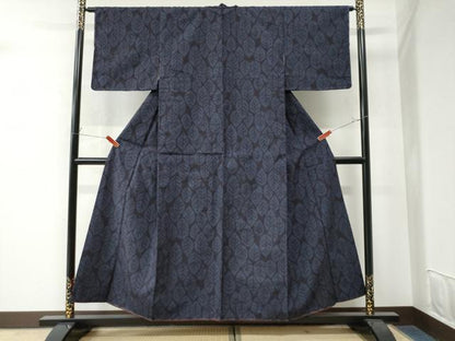 平和屋着物●結城紬　80亀甲　舞葉文　正絹　逸品　未使用　CAAW7348yc