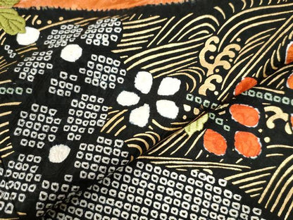 平和屋着物●豪華振袖　駒刺繍　絞り　立波地紙菊花文　金彩　正絹　逸品　CAAW7376yc