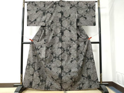 平和屋着物●本場大島紬　9マルキ　雪輪風景文　正絹　逸品　CAAW7384yc