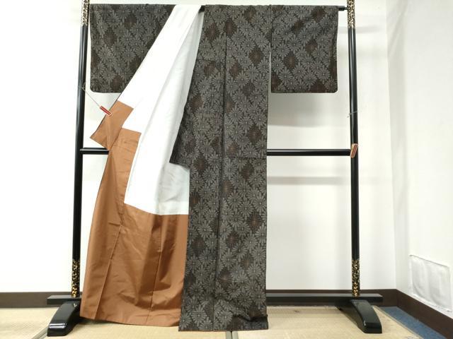 平和屋着物●本場大島紬 菊菱文 正絹 逸品 CAAW7385yc
