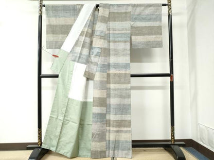 平和屋着物●上質な紬　横段文　胴抜き仕立て　正絹　逸品　CAAW7398yc